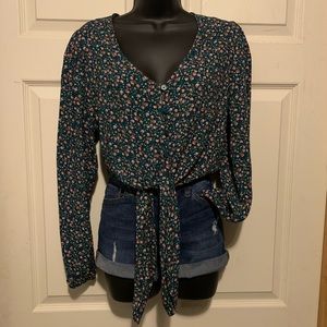 Long sleeve crop top